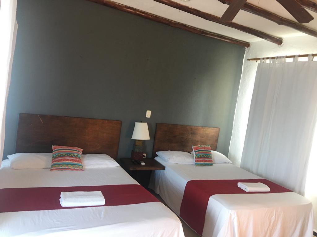 מאהאהואל Hotel Arenas מראה חיצוני תמונה